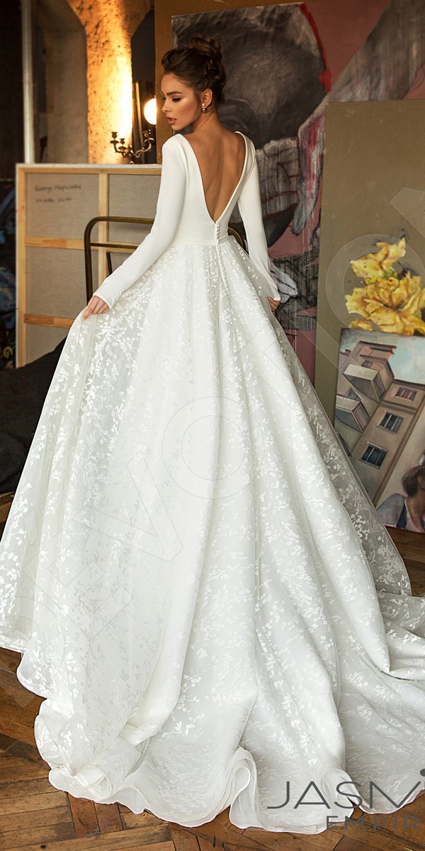 A-line silhouette Bonna wedding dress