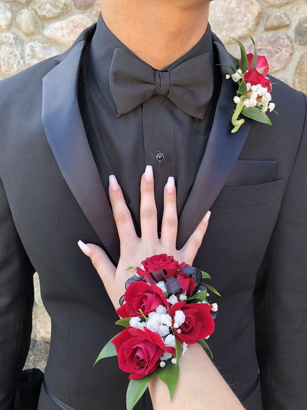 Boutonniere, Wrist Flower, Prom, Boutonnieres, Prom Boutonnieres, Prom Photography, Prom Corsages