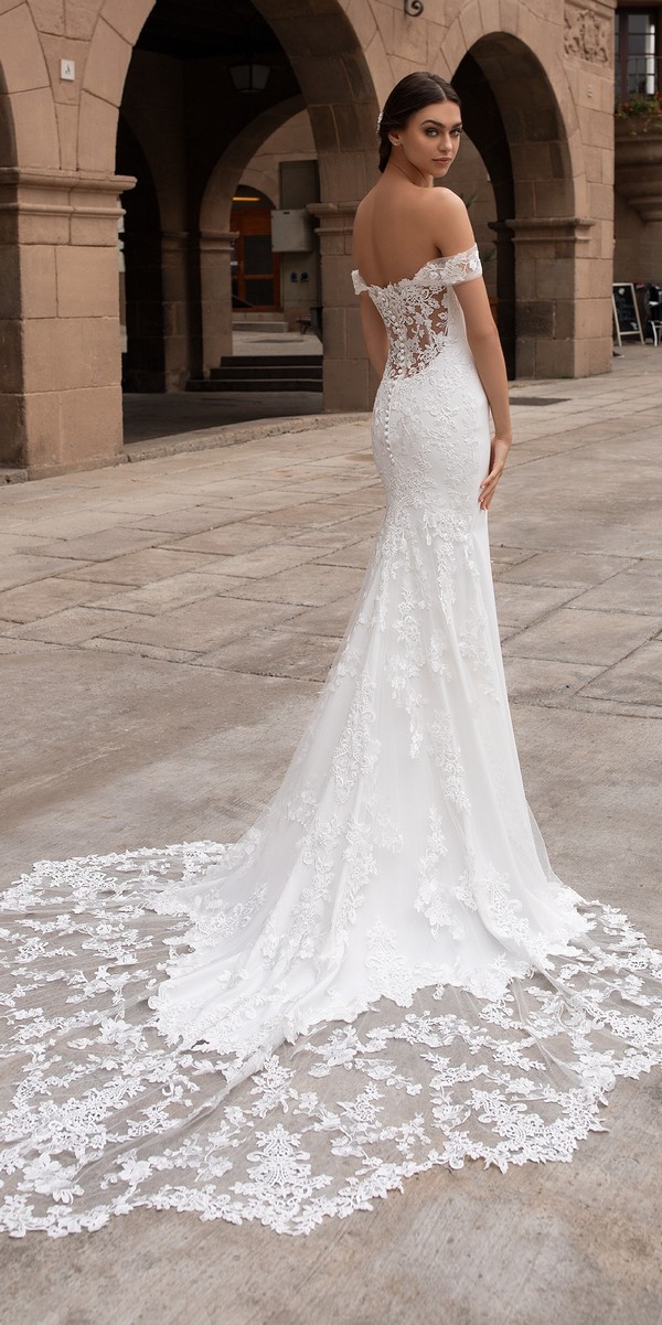 syrinx dress pronovias
