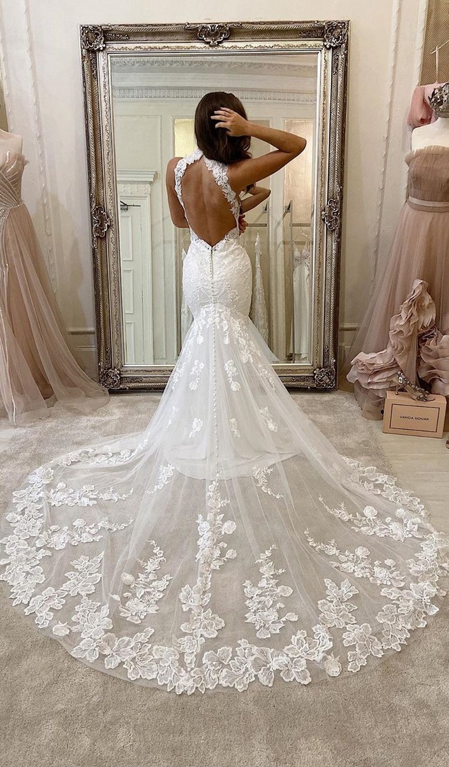 Eleganza Sposa wedding dresses #wedding #weddingideas #weddingdresses #bridaldresses