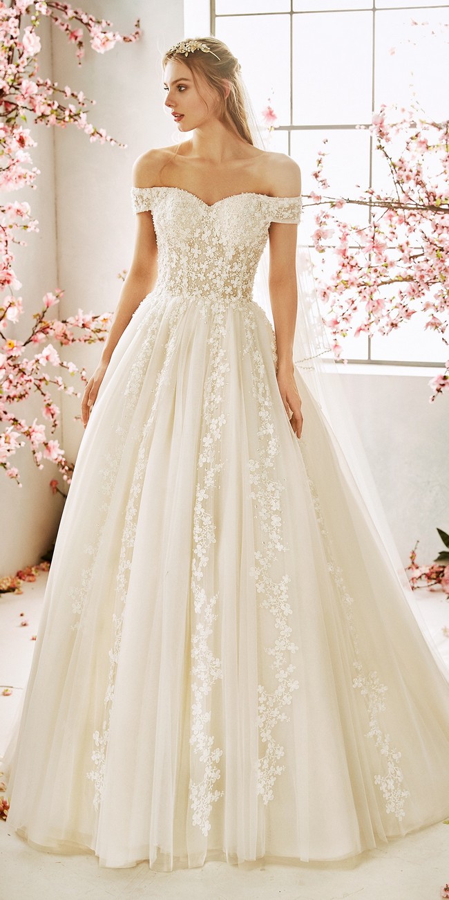 princess wedding dress off the shoulder sleeves blossom