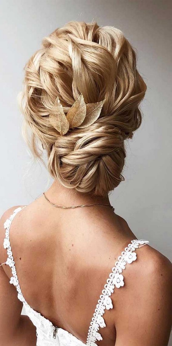 Chic wedding bridal updo hairstyles 19