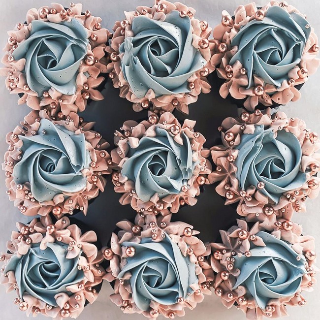 laurynmariebakes Cupcake Decorating Ideas #cakes #cupcakes 