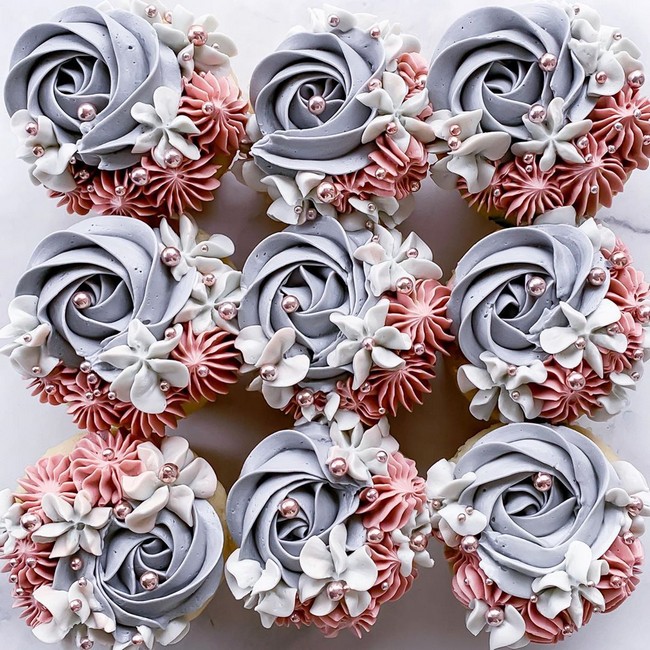 laurynmariebakes Cupcake Decorating Ideas #cakes #cupcakes 