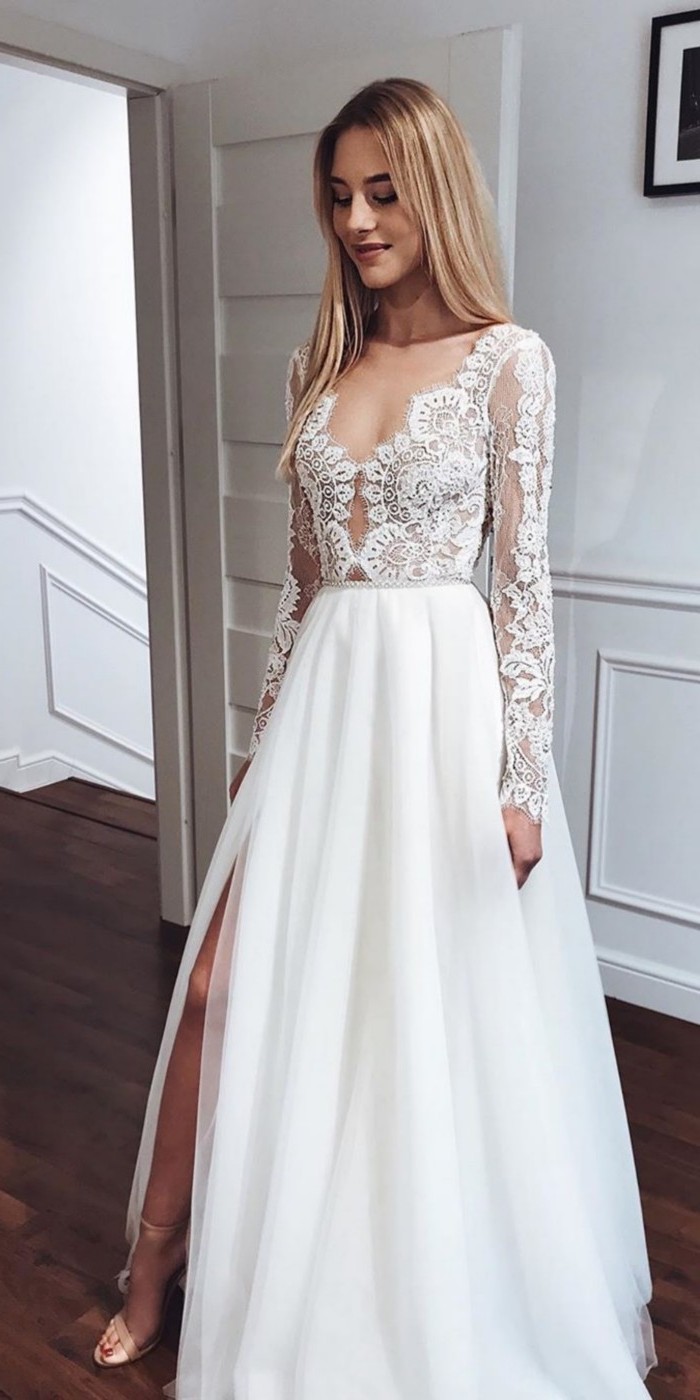 Top 20 Lace Wedding Dresses from TOM SÉBASTIEN | SMYD