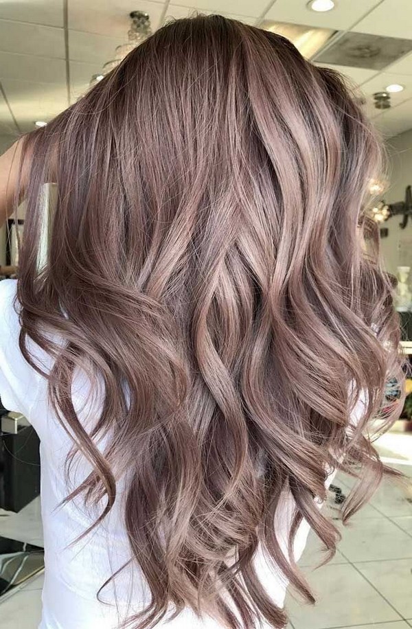 hair color summer #haircolor #brownhair #hairstyles best hair colors, balayage hair, ombre hair colors, blonde hair, hair color younger, hair color ideas, hair color with highlights, medium brown hair