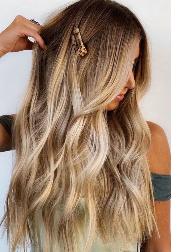 hair color summer #haircolor #brownhair #hairstyles best hair colors, balayage hair, ombre hair colors, blonde hair, hair color younger, hair color ideas, hair color with highlights, medium brown hair