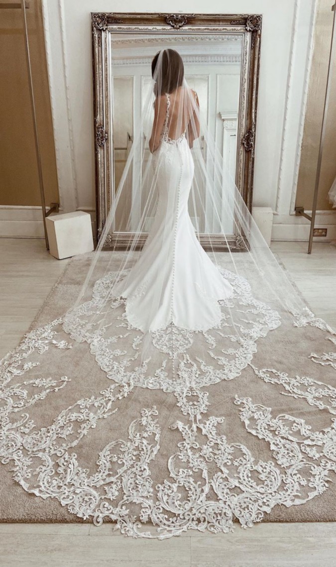 Eleganza Sposa Lace Wedding Dresses #dresses #wedding #weddingdresses #bridal #bridaldresses