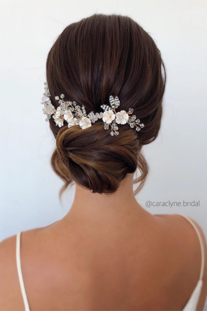 caraclyne.bridal Long Wedding Hairstyles and Updos #wedding #weddingupdos #weddingideas #hairstyles