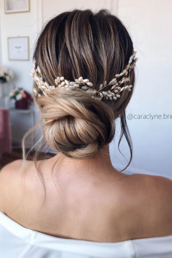 caraclyne.bridal Long Wedding Hairstyles and Updos #wedding #weddingupdos #weddingideas #hairstyles