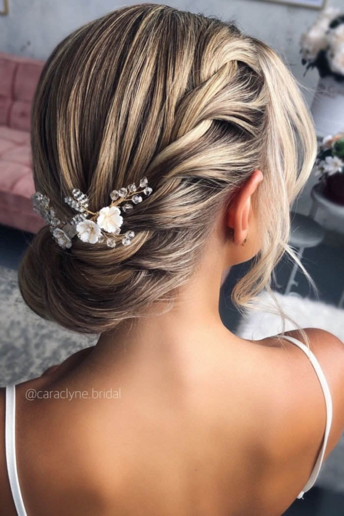 caraclyne.bridal Long Wedding Hairstyles and Updos #wedding #weddingupdos #weddingideas #hairstyles